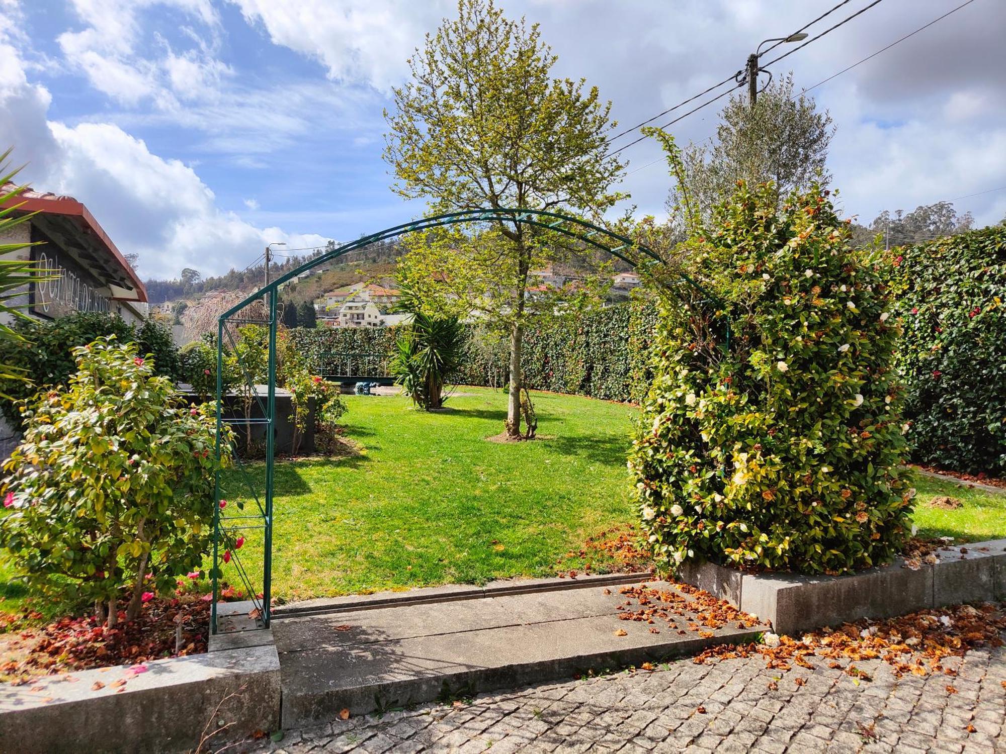 Hotel Quinta De Basto House à Felgueiras Extérieur photo